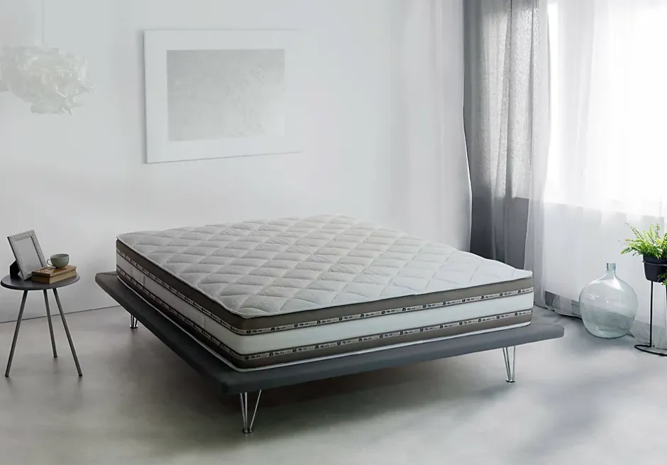 Talamo Italia Matelas mousse 160x190 cm accueil dynamique soutien medium epaisseur 27 cm Non specifie zones housse de matelas New