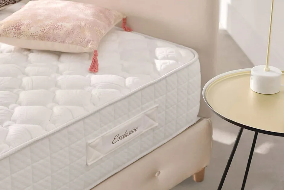Moonia Matelas Ressorts Ensachés Royal Exclusive Ressorts ensachés, 30cm, 140x190cm -