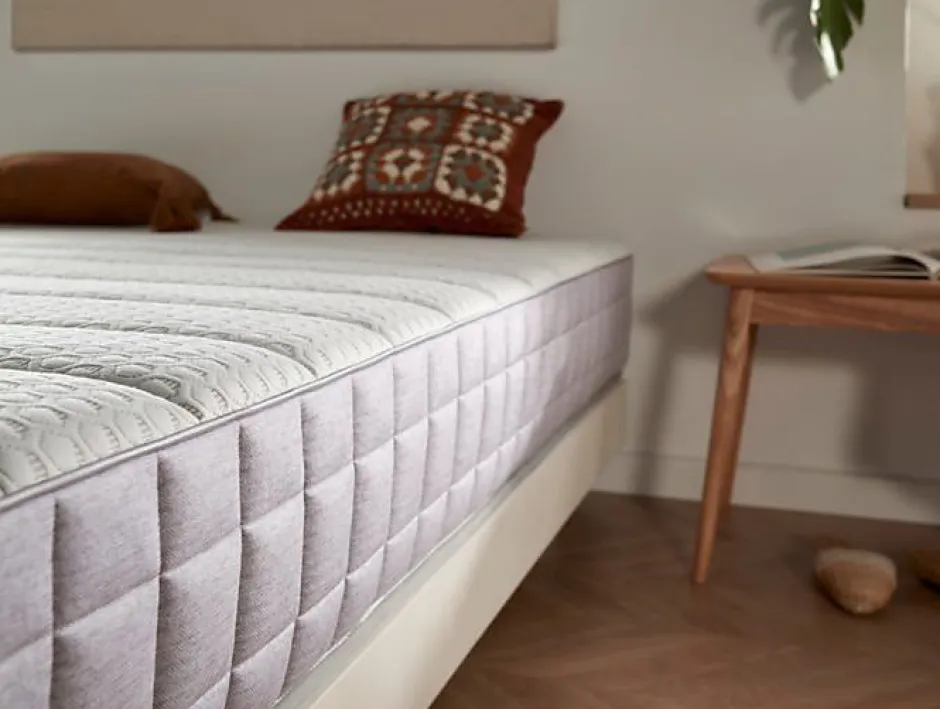 Eccox Matelas Viscoélastique Luxury Cube - Haute densité HR Pro Nature Core - Fermeté moyenne-élevée - epaisseur 26 cm +/- 2 - 200x200 c
