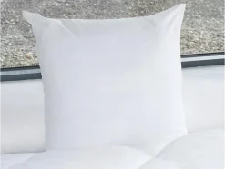 Vente-unique Oreiller 60 x 60 cm de DREAMEA - 600 gr - MARIN