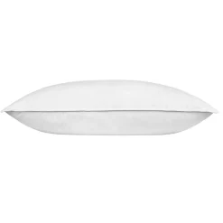 Homescapes Oreiller en microfibre et plumes de canard à double niveau de garnissage, 50 x 75 cm -