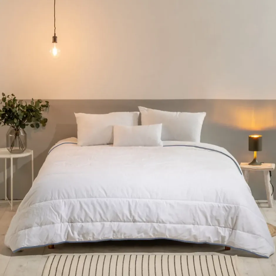 Bleu Calin Pack Couette Tempérée 140x200cm + 1 Oreiller 60x60cm New