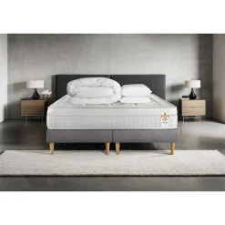 Litier Deluxe Pack sommier tapissier matelas Ressorts ensachés et mémoire de forme avec couette et oreillers