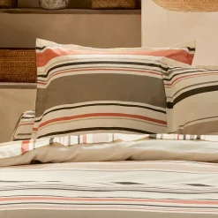 Linnea Parure de lit 3 pièces : housse 300x240 cm et taies 65x65 cm coton HUGO beige/corail New