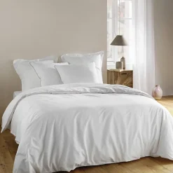 Douceur D'Intérieur Parure de lit blanche galon pompons beiges (240x220 cm - Blanc) Discount