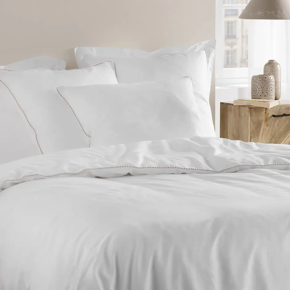 Douceur D'Intérieur Parure de lit blanche galon pompons beiges (240x220 cm - Blanc) Discount