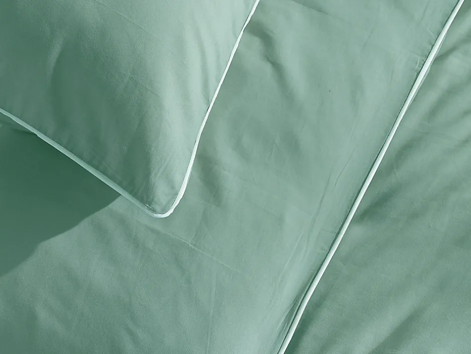 Vente-unique Parure de lit percale de coton 80 fils/cm² - Housse de couette 220 x 240 cm + 2 taies d'oreiller 63 x 63 cm - Vert amande