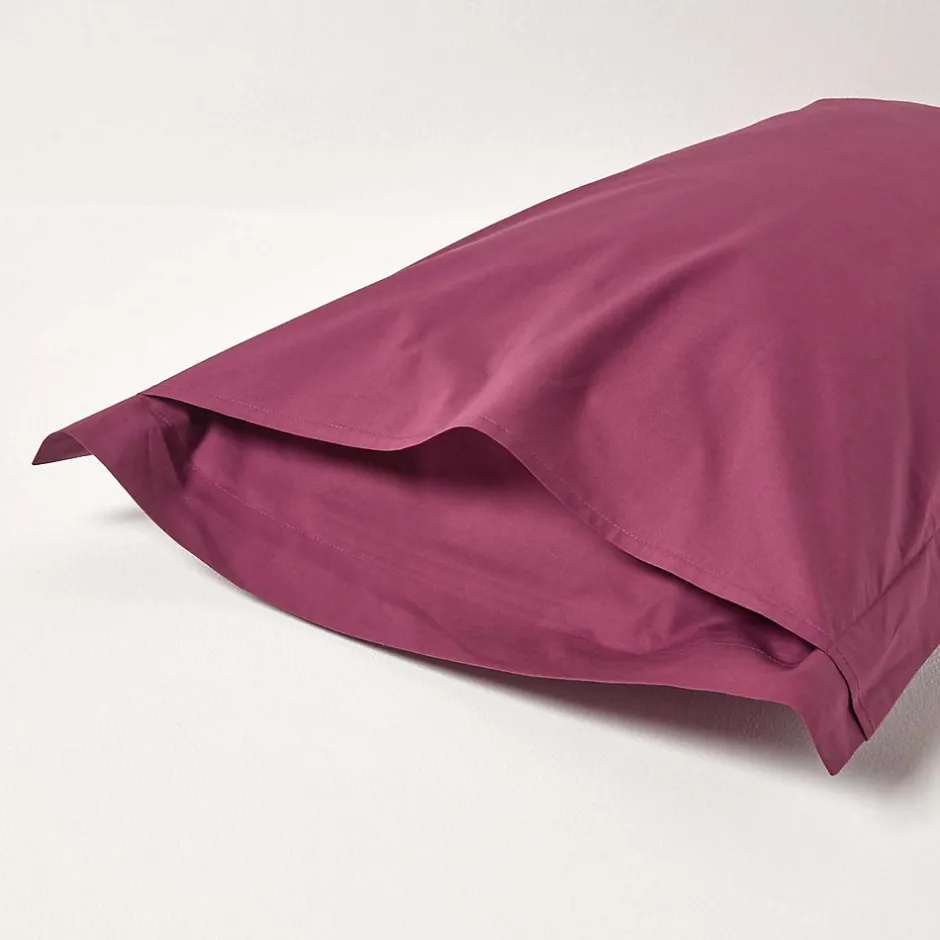 Homescapes Taie d'oreiller à volants bordeaux 100% coton égyptien 200 fils, 50x75 cm -