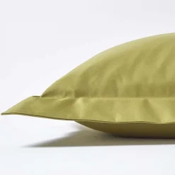 Homescapes Taie d'oreiller à  volants vert olive en satin de coton égyptien 1000 fils, 50x75 cm -
