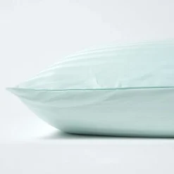 Homescapes Taie d'oreiller bleu satin rayé en coton égyptien 330 fils, 80x80 cm - New