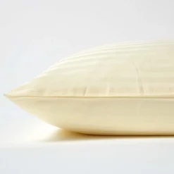 Homescapes Taie d'oreiller jaune pastel satin rayé en coton égyptien 330 fils, 40x80 cm -