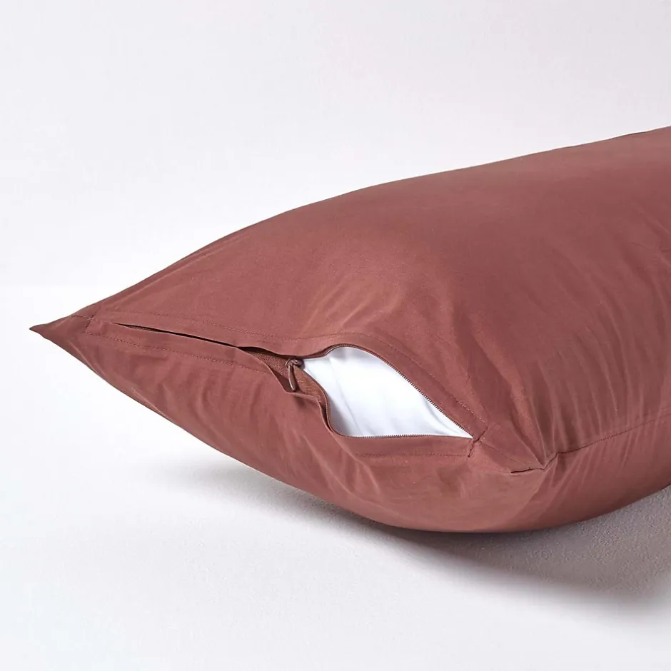 Homescapes Taie d'oreiller marron chocolat 100% coton égyptien 200 fils, 40x80 cm - Clearance