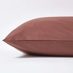 Homescapes Taie d'oreiller marron chocolat 100% coton égyptien 200 fils, 40x80 cm - Clearance