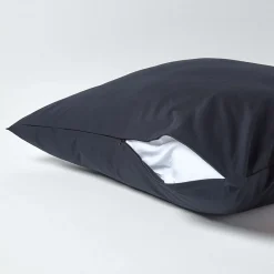 Homescapes Taie d'oreiller noir 100% coton égyptien 200 fils, 80x80 cm -