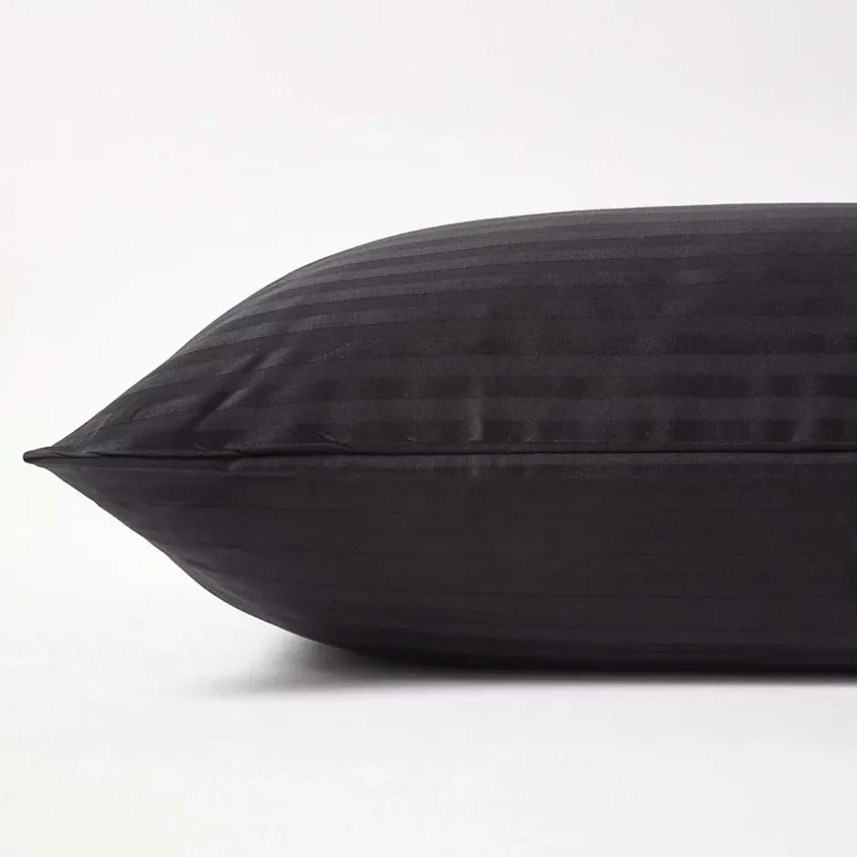 Homescapes Taie d'oreiller noir satin rayé en coton égyptien 330 fils, 40x80 cm - Online