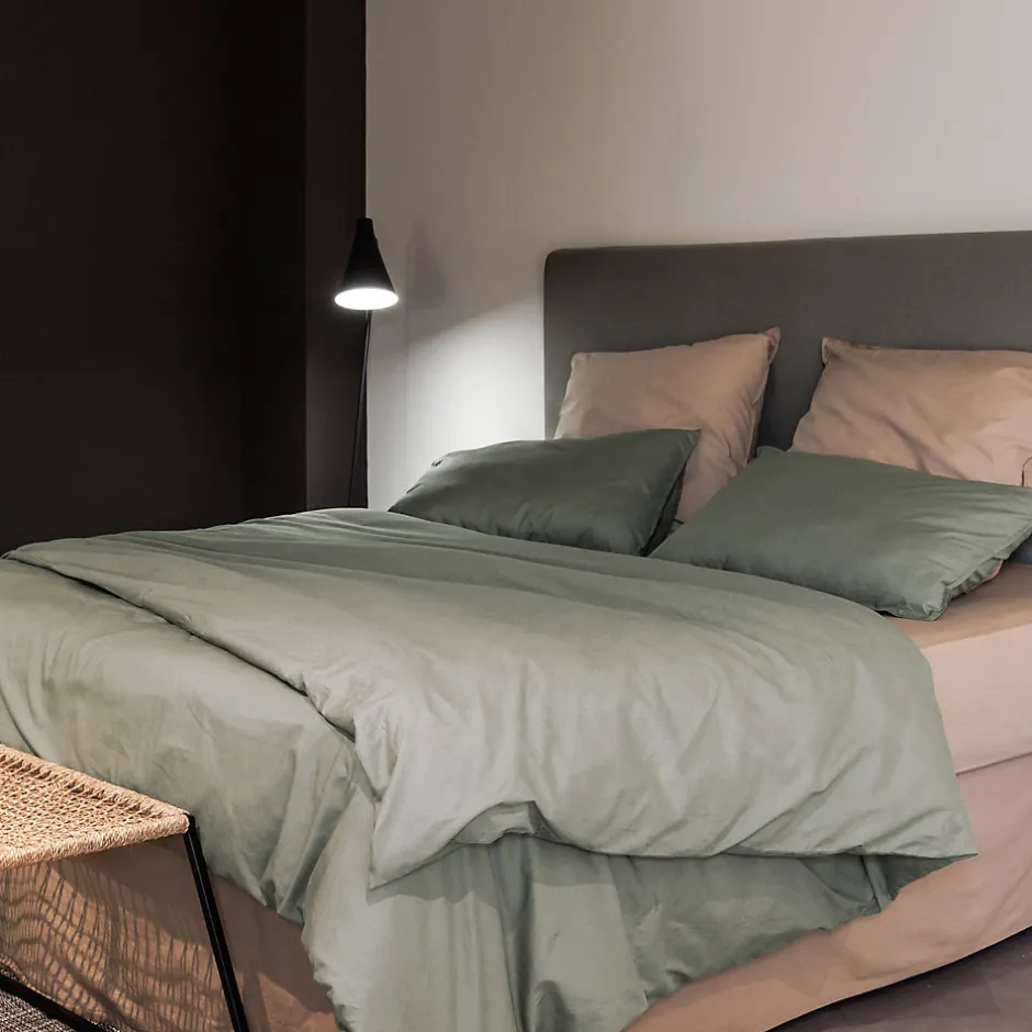 Linnea Taie d'oreiller PALACE pur coton lavé 65x65 cm uni vert laurier