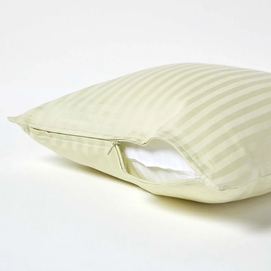Homescapes Taie d'oreiller vert sauge satin rayé en coton égyptien 330 fils, 40x40 cm -