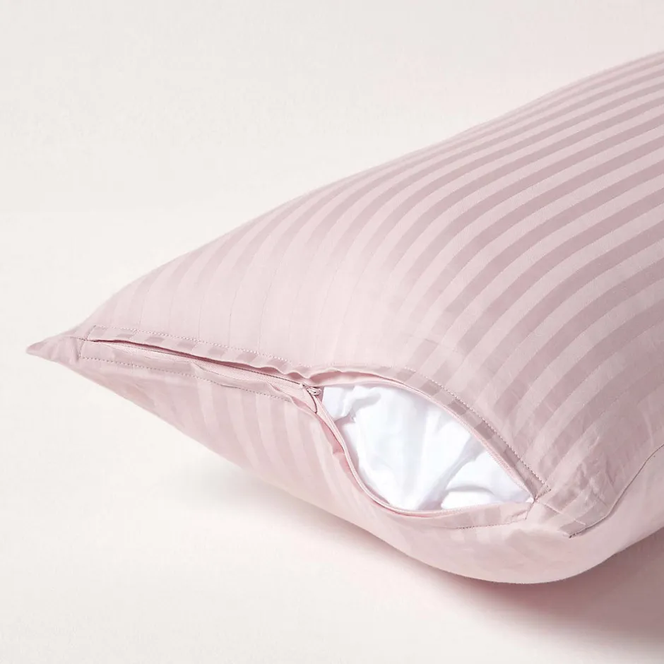 Homescapes Taie d'oreiller violet satin rayé en coton égyptien 330 fils, 40x80 cm -