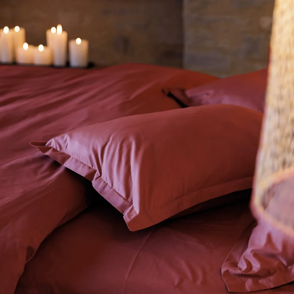 Linnea Taie d'oreiller volants plats 50x70 cm percale MANOIR rouge Carmin