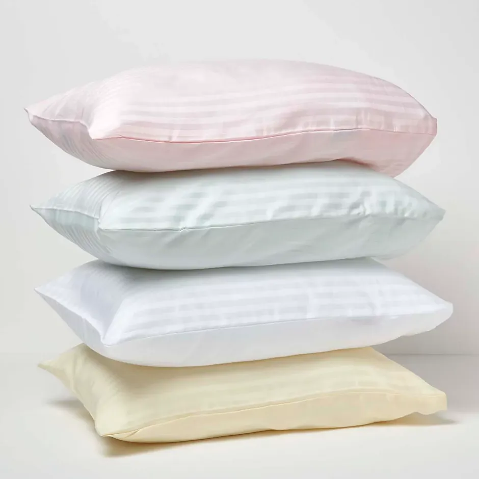 Homescapes Taies d'oreiller enfant bleu satin rayé en coton égyptien 330 fils, 40x60 cm, lot de 2 - Hot